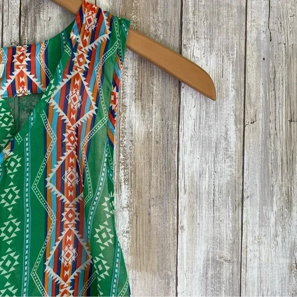 Umgee Green Aztec Sleeveless Blouse - Picture 4 of 6
